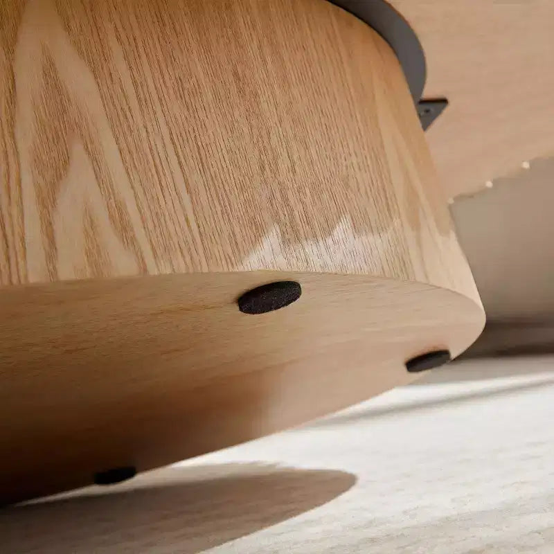 Table basse ovale moderne; faite à la main