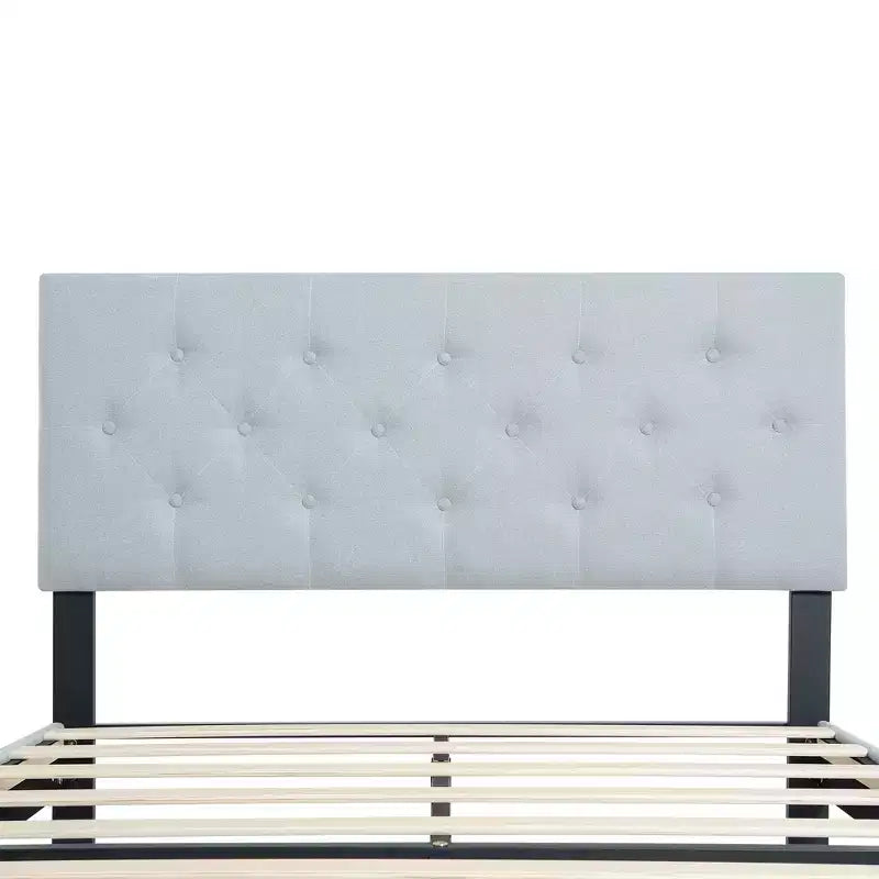 Lit double plateforme tapissé avec support matelas à lattes en bois