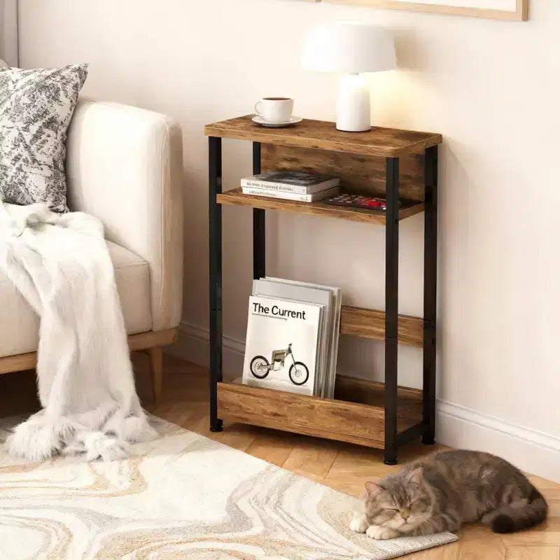 Table d'appoint à trois niveaux de style industriel, peu encombrante