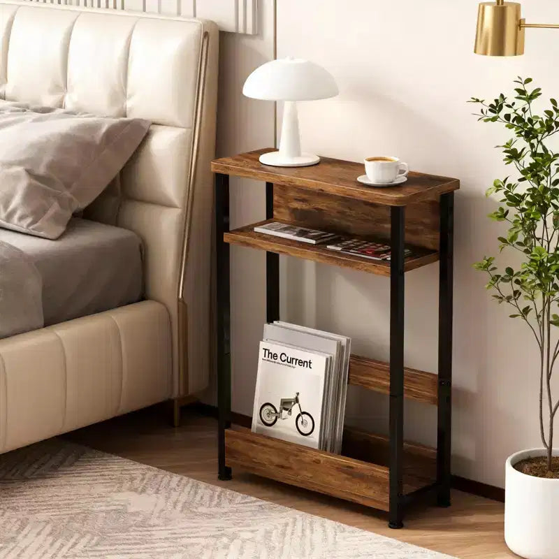 Table d'appoint à trois niveaux de style industriel, peu encombrante