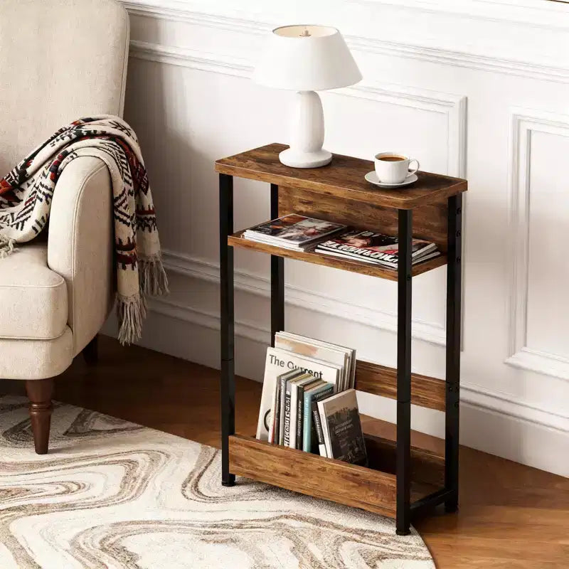 Table d'appoint à trois niveaux de style industriel, peu encombrante