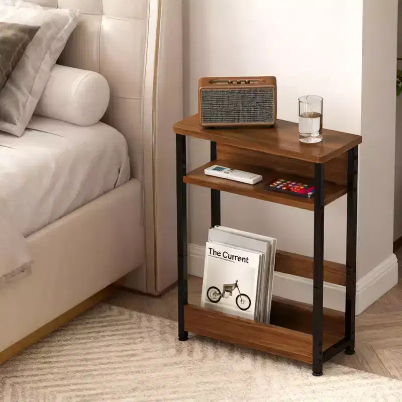 Table d'appoint à trois niveaux de style industriel, peu encombrante