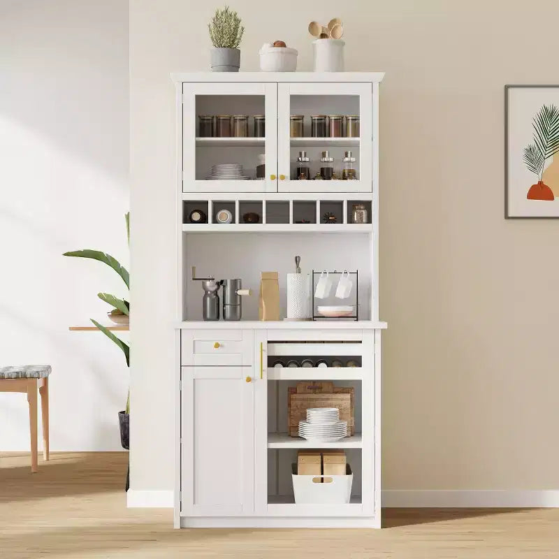 Buffet autoportant, adapté aux cuisines, salles à manger ou salons.