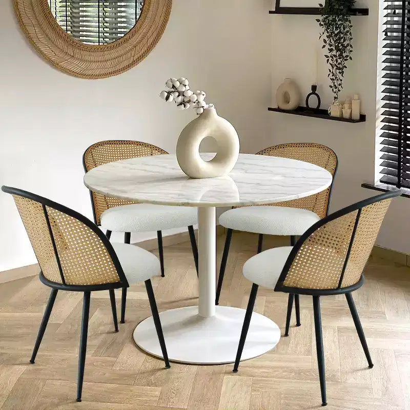 Chaise de cuisine moderne en rotin sans accoudoirs avec coussin