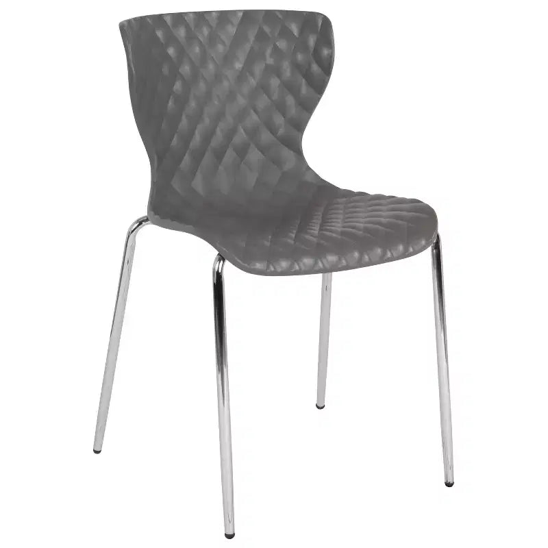 Chaise empilable en plastique au design moderne