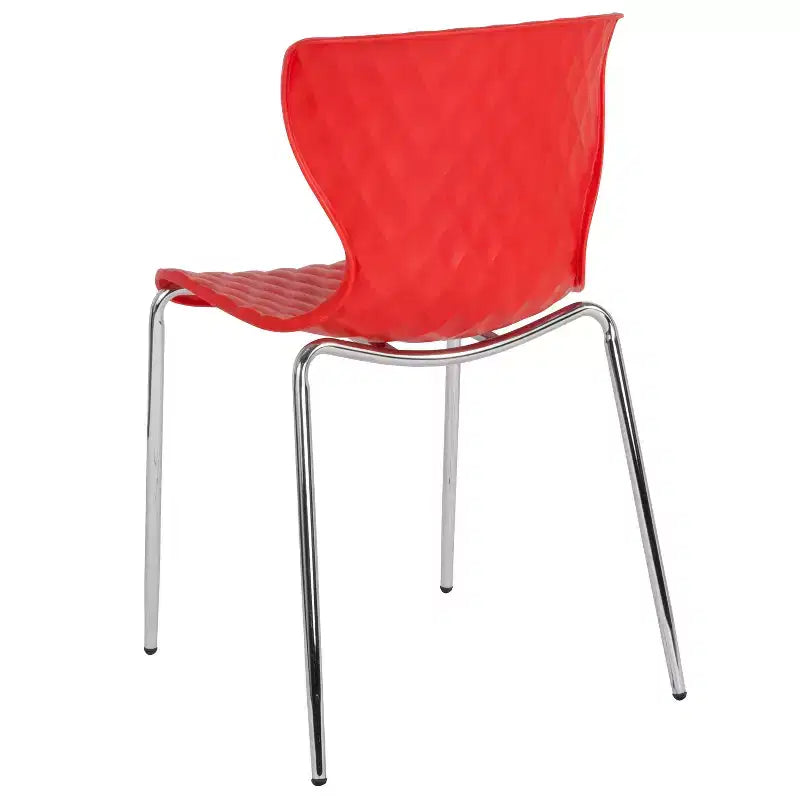 Chaise empilable en plastique au design moderne