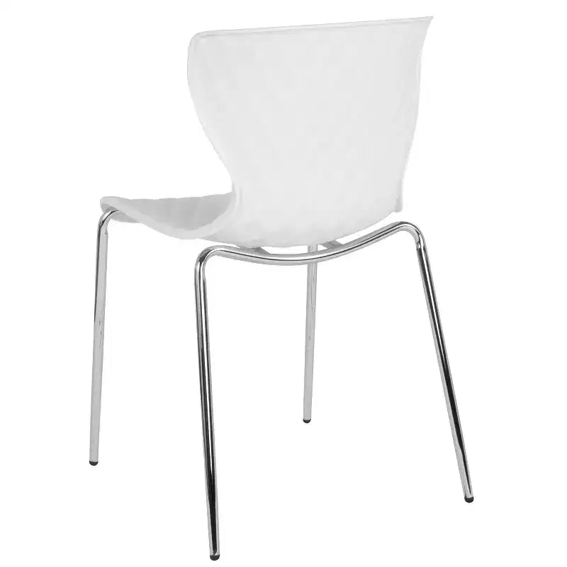 Chaise empilable en plastique au design moderne