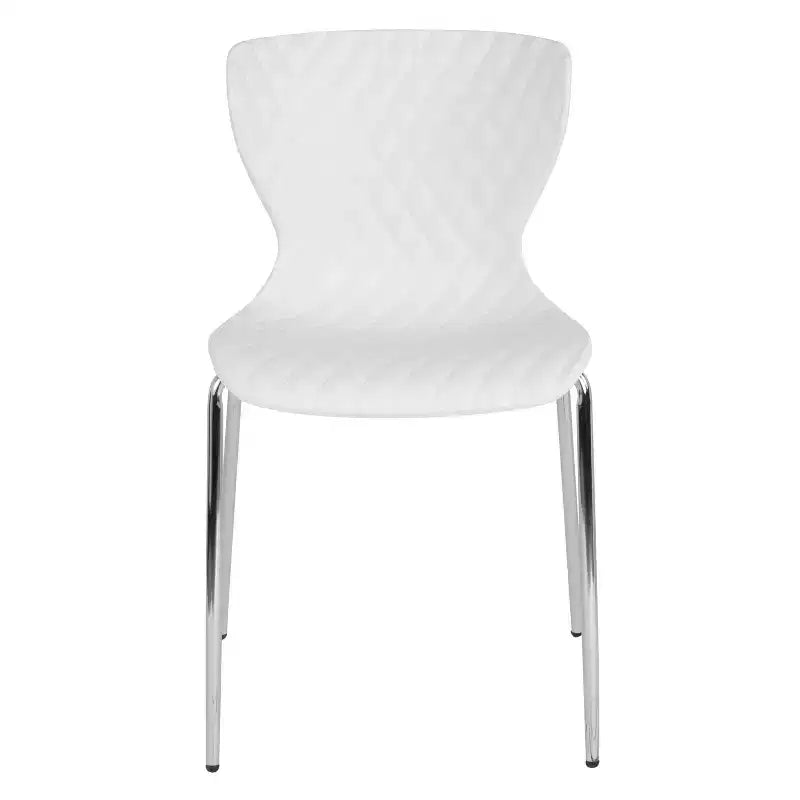 Chaise empilable en plastique au design moderne