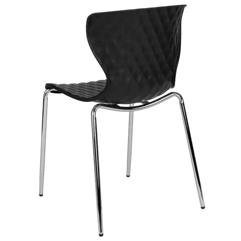 Chaise empilable en plastique au design moderne