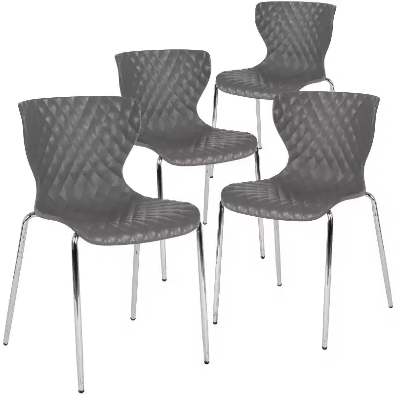Chaise empilable en plastique au design moderne